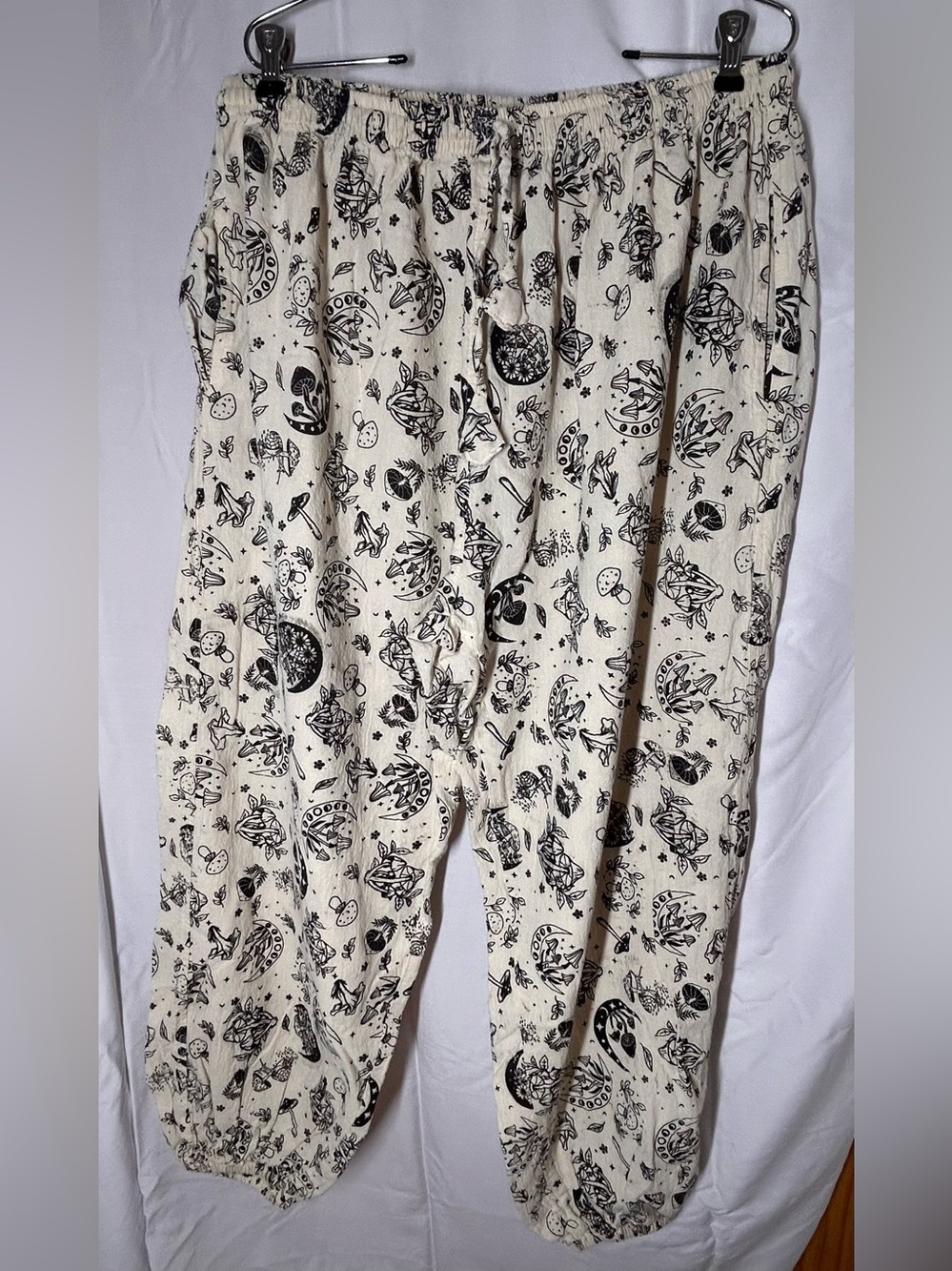 Cream and Black Celestial Print Harem Pants